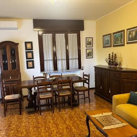 Hébergement de vacances Cà Degli Olivi - Villino Tra Gli Olivi Nel Borgo *