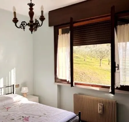 Cà Degli Olivi - Villino Tra Gli Olivi Nel Borgo Hébergement de vacances *