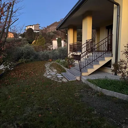 Vakantiehuis Ca Degli Olivi - Villino Tra Gli Olivi Nel Borgo